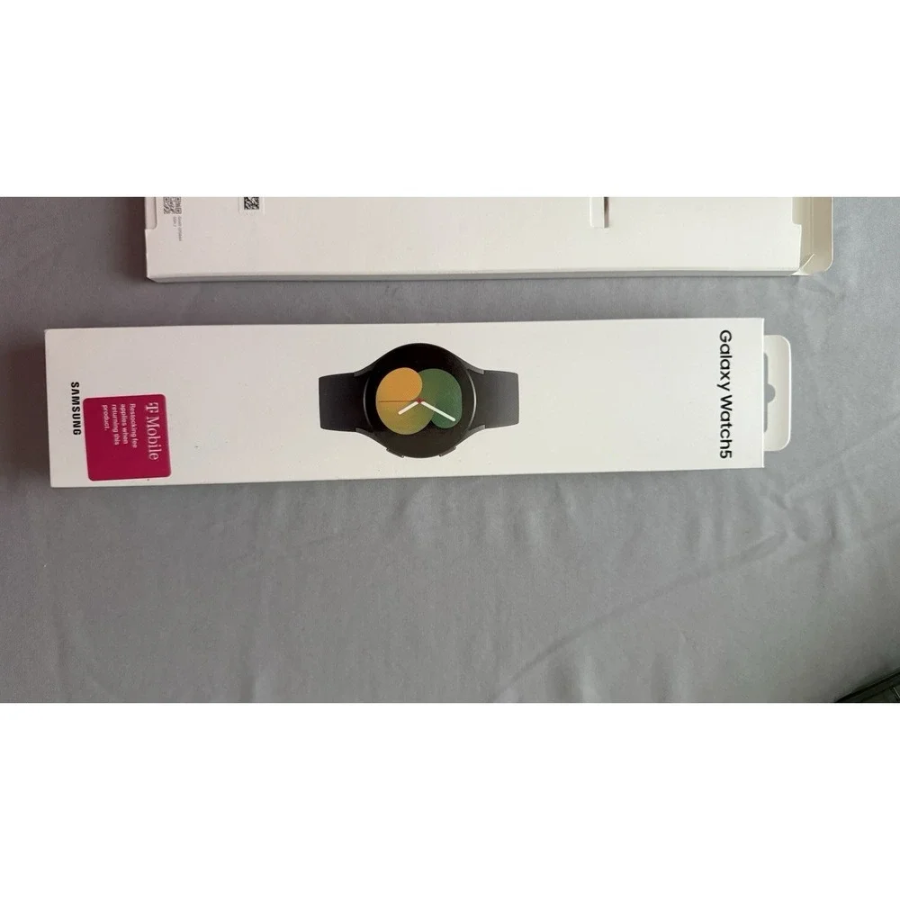 Samsung Galaxy Watch5 Pro 40mm Face Unlocked Graphite Gray Open Box New‎